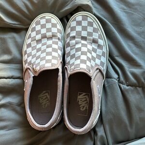 Woman’s Size 7.5 Vans.